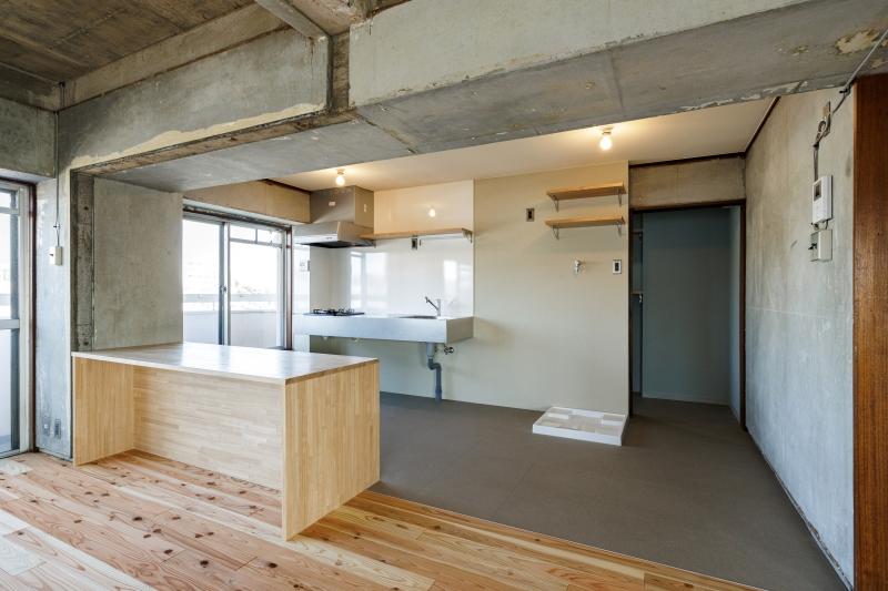 横浜市神奈川区松本町三丁目の賃貸物件/キッチン｜部屋全体の印象に合うようにステンレス製をチョイス