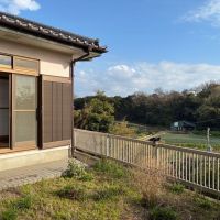 三浦市初声町高円坊の売買物件/庭からの眺望｜遮るものがない高台からは空が広く見えます