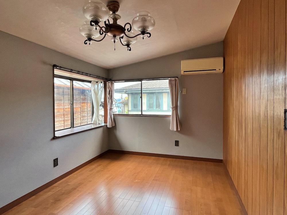 鎌倉市坂ノ下の賃貸物件/2階洋室｜ここは寝室にすると使い勝手良さそうです