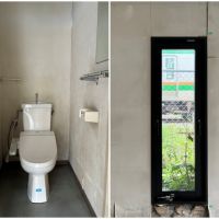 鎌倉市扇ガ谷一丁目の賃貸物件/トイレ｜線路側のドア