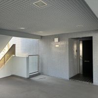 鎌倉市由比ガ浜三丁目の賃貸物件/共用廊下部分もゆとりがあります