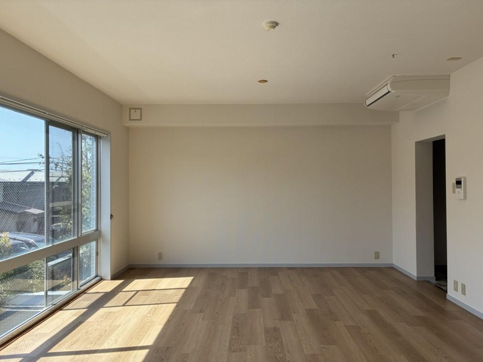 鎌倉市由比ガ浜三丁目の賃貸物件/【2階】リビング