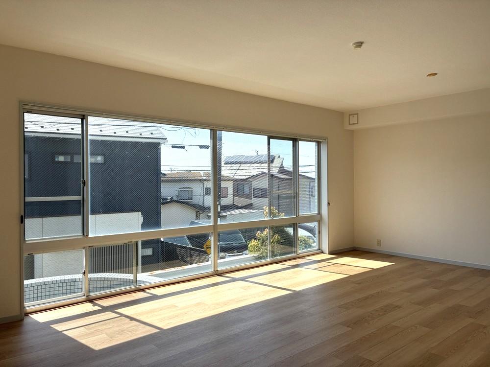 鎌倉市由比ガ浜三丁目の賃貸物件/【2階】リビング