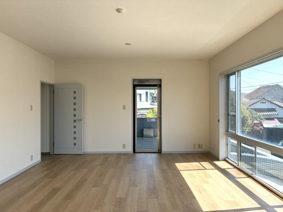 鎌倉市由比ガ浜三丁目の賃貸物件/【2階】リビング