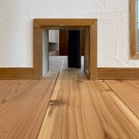 逗子市桜山五丁目の売買物件/玄関とリビングに猫用通路を開けています！