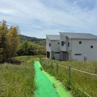 三浦郡葉山町木古庭の売買物件/共用通路はこんな感じ