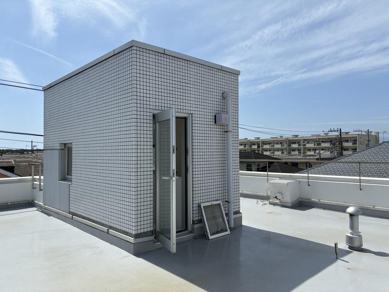 藤沢市辻堂東海岸二丁目の売買物件/ルーフトップバルコニー（3階まで階段で上がります）
