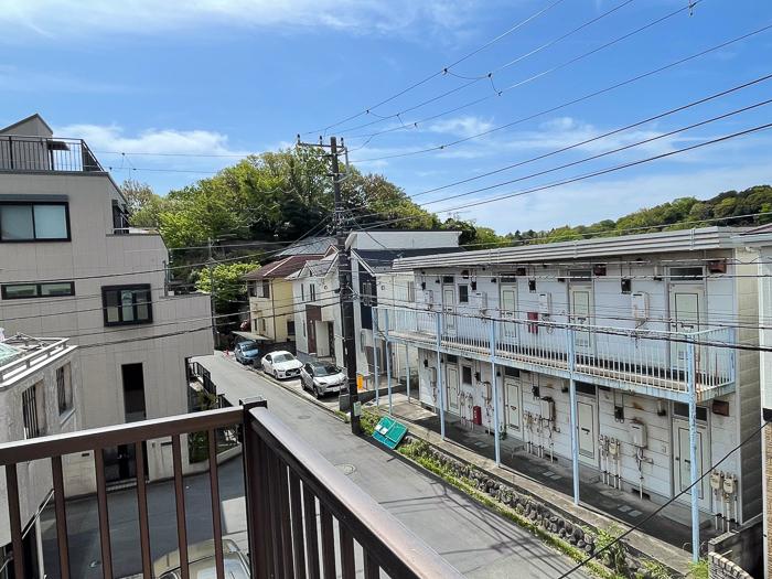 鎌倉市台四丁目の売買物件/既存建物2階から南側の眺め