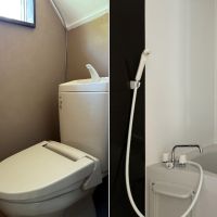 横須賀市鴨居一丁目の賃貸物件/左：1階 トイレ｜右：1階 浴室