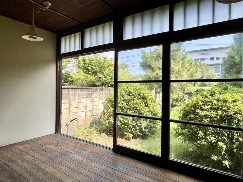 鎌倉市坂ノ下の賃貸物件/古い木製の建具が残っています