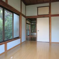 三浦郡葉山町一色の賃貸物件/洋室｜ここは実用的にフローリングとなっています