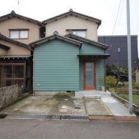 河北郡内灘町字千鳥台の賃貸物件/駐車スペースあり。コンパクトカーサイズ2台分となります。