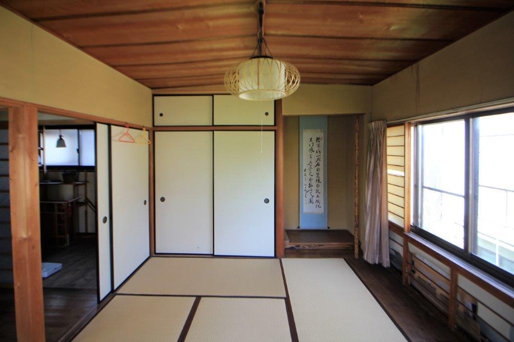 金沢市石引の売買物件/２階６畳の和室