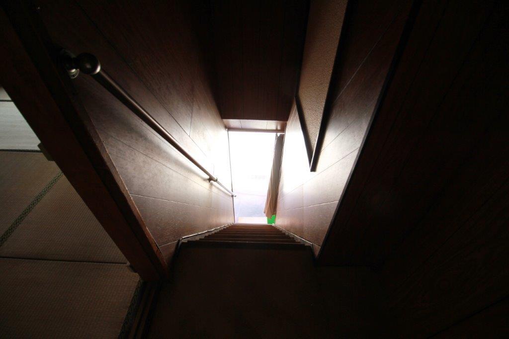 金沢市笠市町の賃貸物件/階段はとても急です。