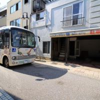 金沢市笠市町の賃貸物件/本物件前が金沢ふらっとバスのバス停になっています