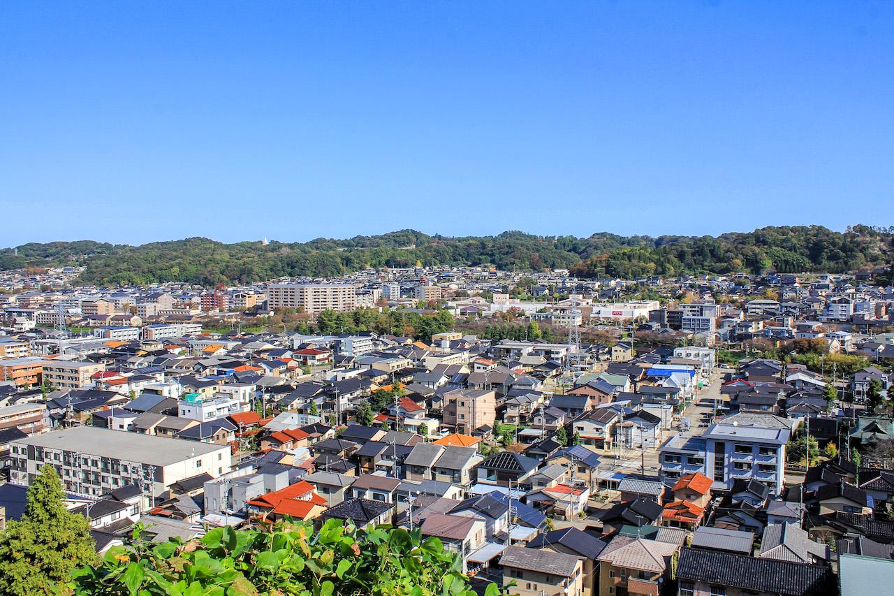 金沢市小立野の賃貸物件/スカッと広がる青い空。