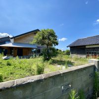 富山県高岡市西藤平蔵の売買物件/広い敷地っていいですよね　左奥には納屋