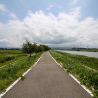 金沢市松村の売買物件/犀川沿いをサイクリングするのも気持ちが良さそう