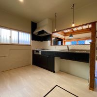 石川県河北郡内灘町字鶴ヶ丘3丁目の売買物件/使い勝手が良い3口コンロのキッチン　