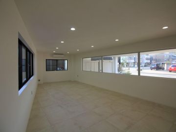 金沢市長田町の賃貸物件/緑の似合うプレーンな台形