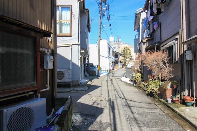 金沢市水溜町の賃貸物件/大きい道もすぐ近く