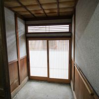 金沢市本多町二丁目の賃貸物件/玄関は広々２畳分
