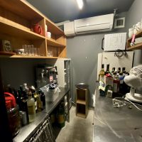 金沢市十三間町の賃貸物件/キッチン奥にはドリンクスペース