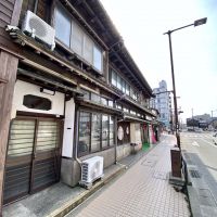 金沢市六枚町の賃貸物件/通りの並びを見ると歴史を感じます