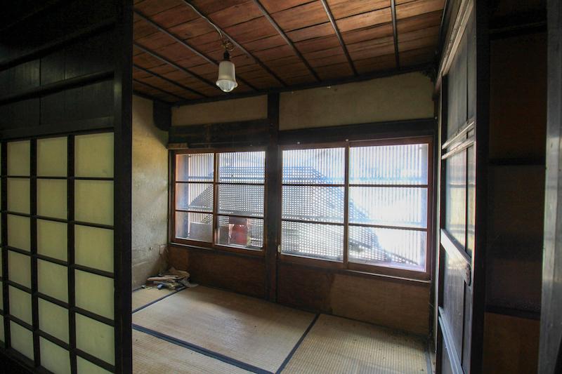 石川県金沢市扇町の賃貸物件/玄関横の３畳和室