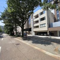 金沢市香林坊1丁目の賃貸物件/工事中の外観　仙石通りに面しています