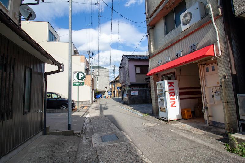 金沢市油車の賃貸物件/商店街の名残りが残ります
