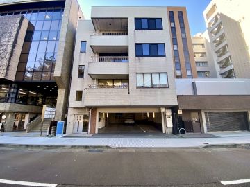 金沢市香林坊1丁目の賃貸物件/ゆるく繋がる巣篭もりオフィス【香林坊仙石ビル】