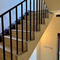 金沢市香林坊1丁目の賃貸物件/階段は仕上げなしのまま