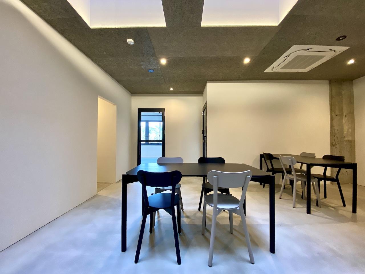 金沢市香林坊1丁目の賃貸物件/ちょっとした打ち合わせはラウンジをお使いください