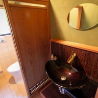 金沢市金石本町の売買物件/約5年前にリフォームされたトイレの手洗いスペース