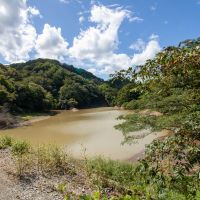 珠洲市若山町上山の売買物件/ダム湖は雨の影響か濁っていました。