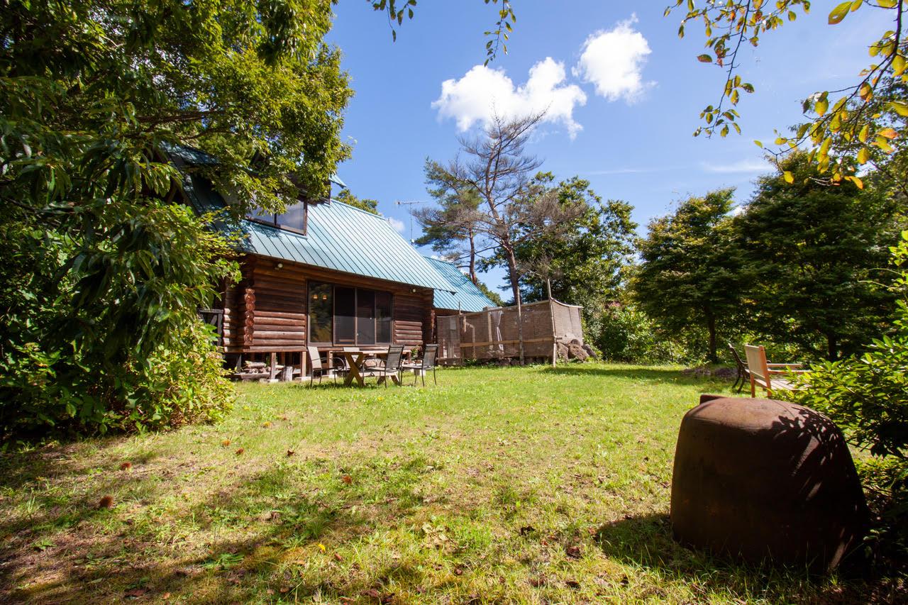 珠洲市若山町上山の売買物件/ゆったりとした庭