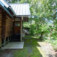 珠洲市若山町上山の売買物件/玄関前