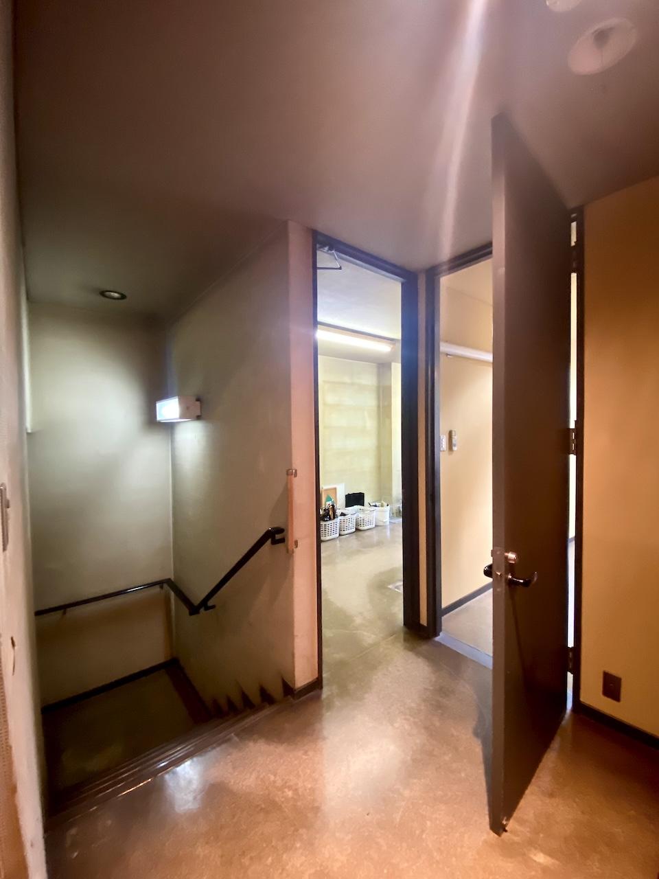 金沢市広坂1丁目の賃貸物件/2階には応接間と倉庫があります