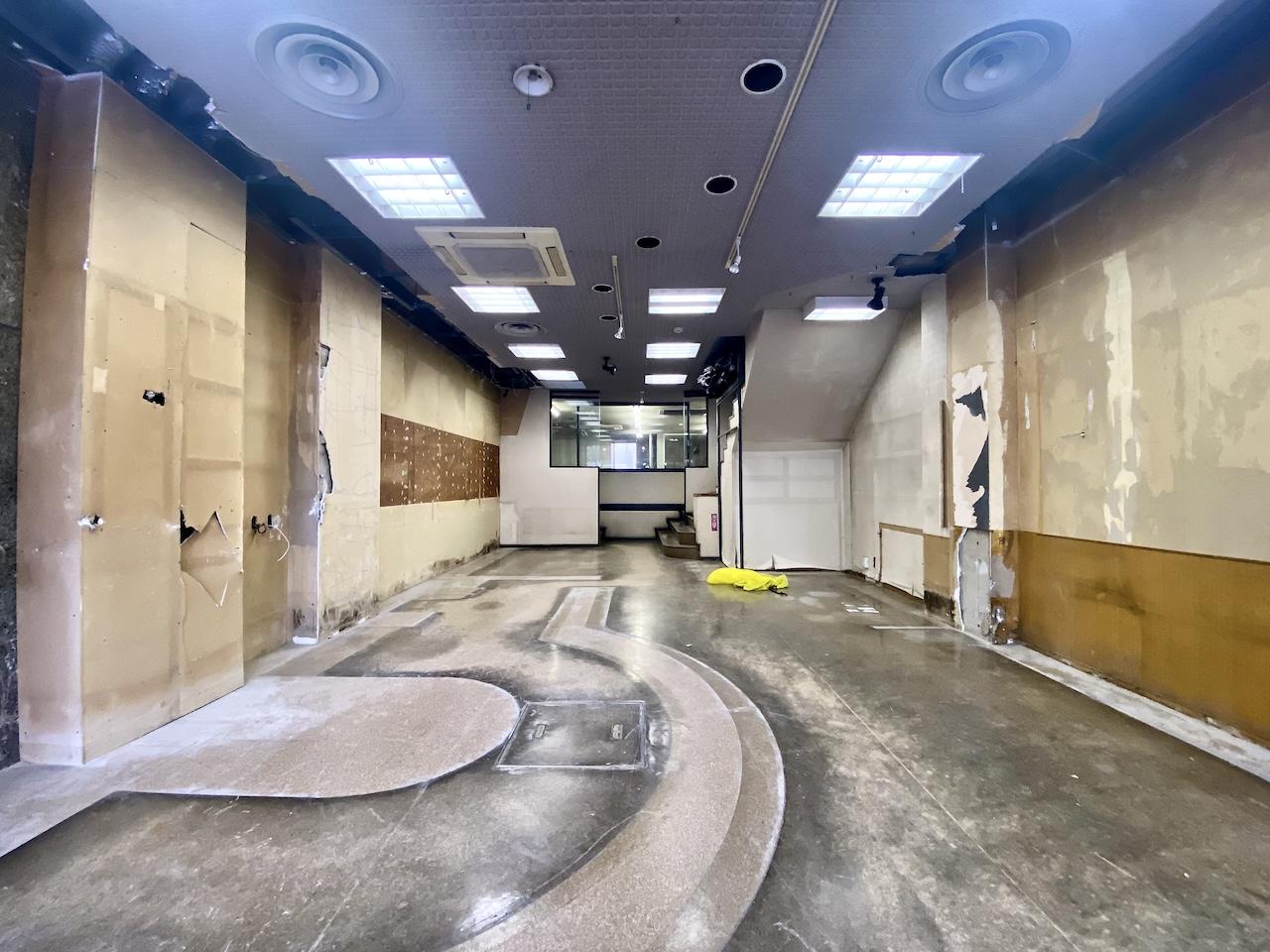 金沢市広坂1丁目の賃貸物件/1階元店舗フロア　歴史を語る素材の風合いが魅力的