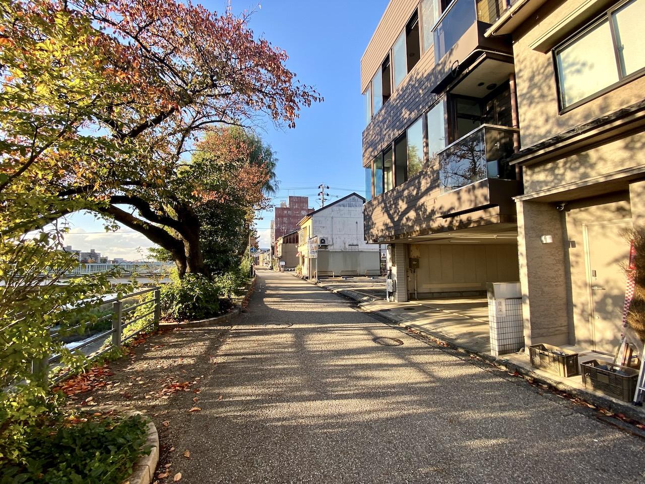 金沢市片町2丁目の賃貸物件/犀川沿いの最前列