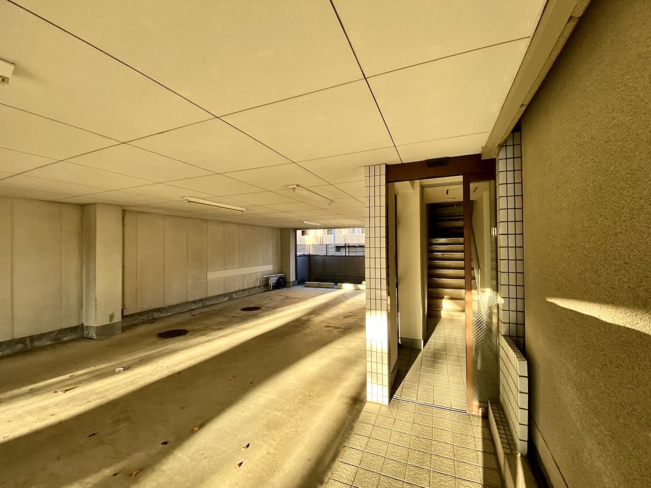 金沢市片町2丁目の賃貸物件/ビルの入口はここから