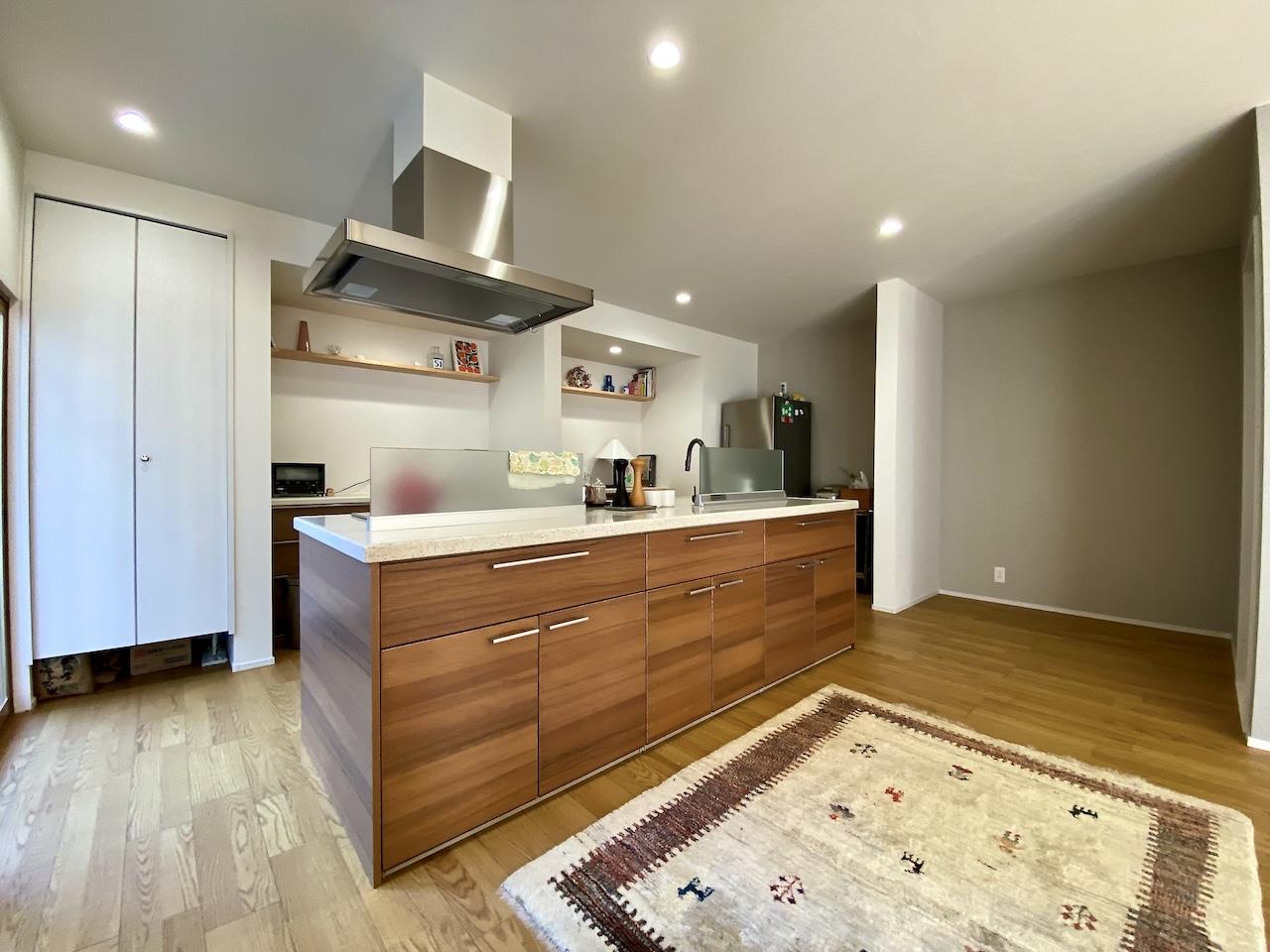 金沢市高尾南1丁目の売買物件/料理好きには嬉しいアイランドキッチン