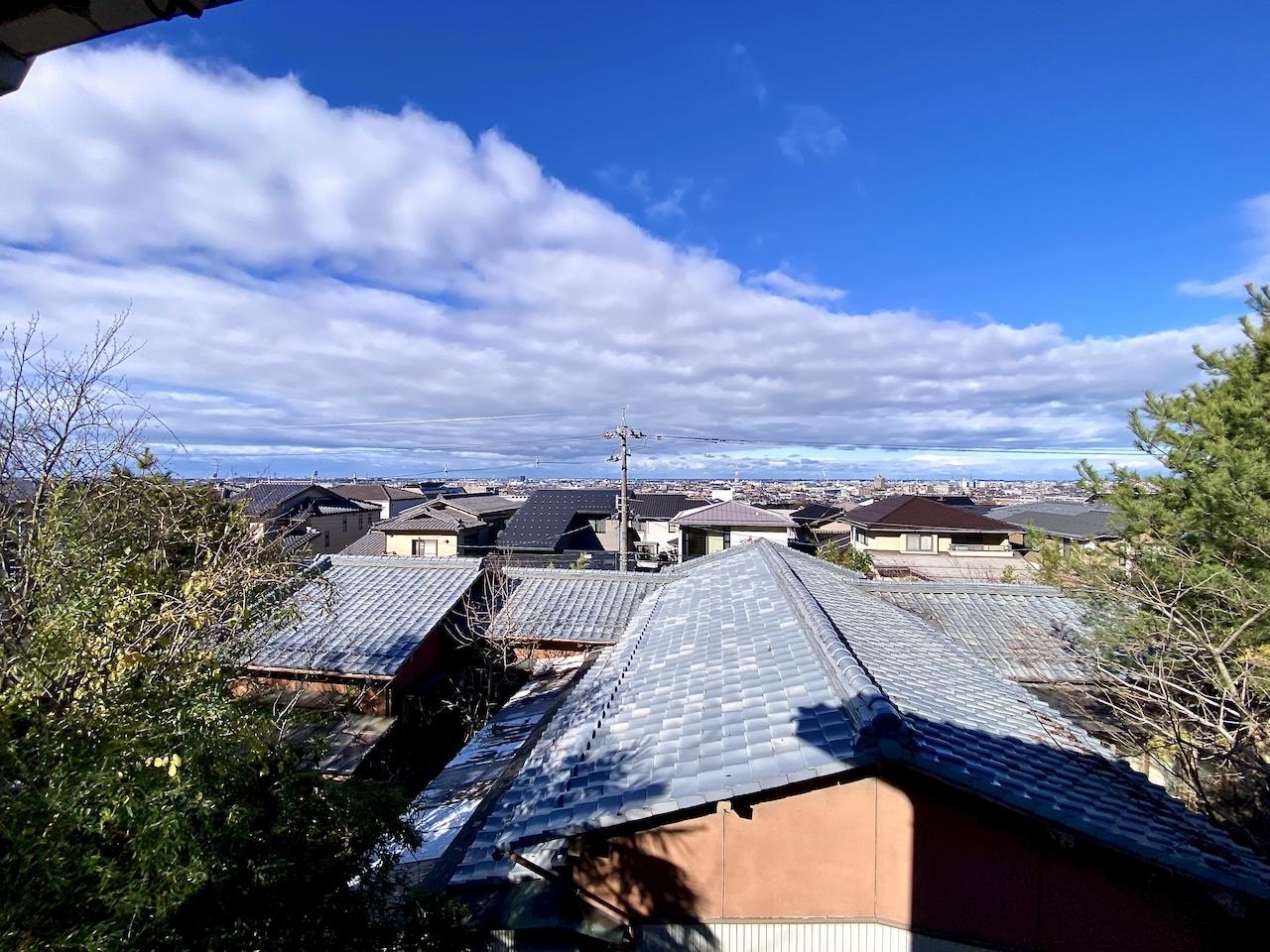 金沢市高尾南1丁目の売買物件/晴れていれば日本海も見えるかも