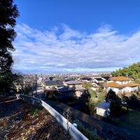 金沢市高尾南1丁目の売買物件/褝ケ峯神社を上がると見えてくる景色