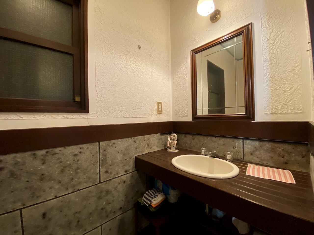 金沢市茨木町の賃貸物件/トイレもこの雰囲気