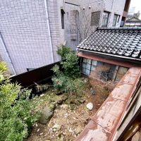 金沢市茨木町の賃貸物件/2階から庭を見る