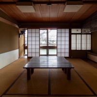 金沢市主計町の賃貸物件/2階の8帖和室