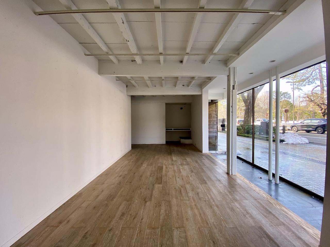 金沢市広坂1丁目の賃貸物件/北側に面していますが、通りに建物がないため光も多く入ります