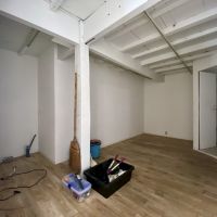 金沢市広坂1丁目の賃貸物件/左側にはインフラ設備が残ってます　右側にはトイレがあります